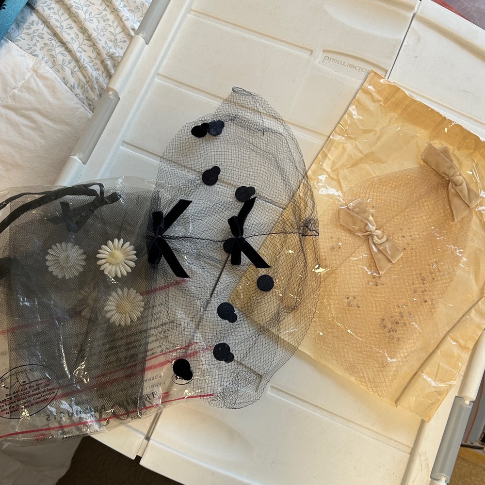 Vintage Fascinator/Lace Head Coverings